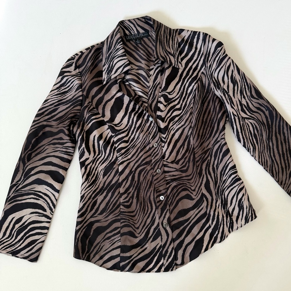 LAFAYETTE 148 Silk button up blouse zebra